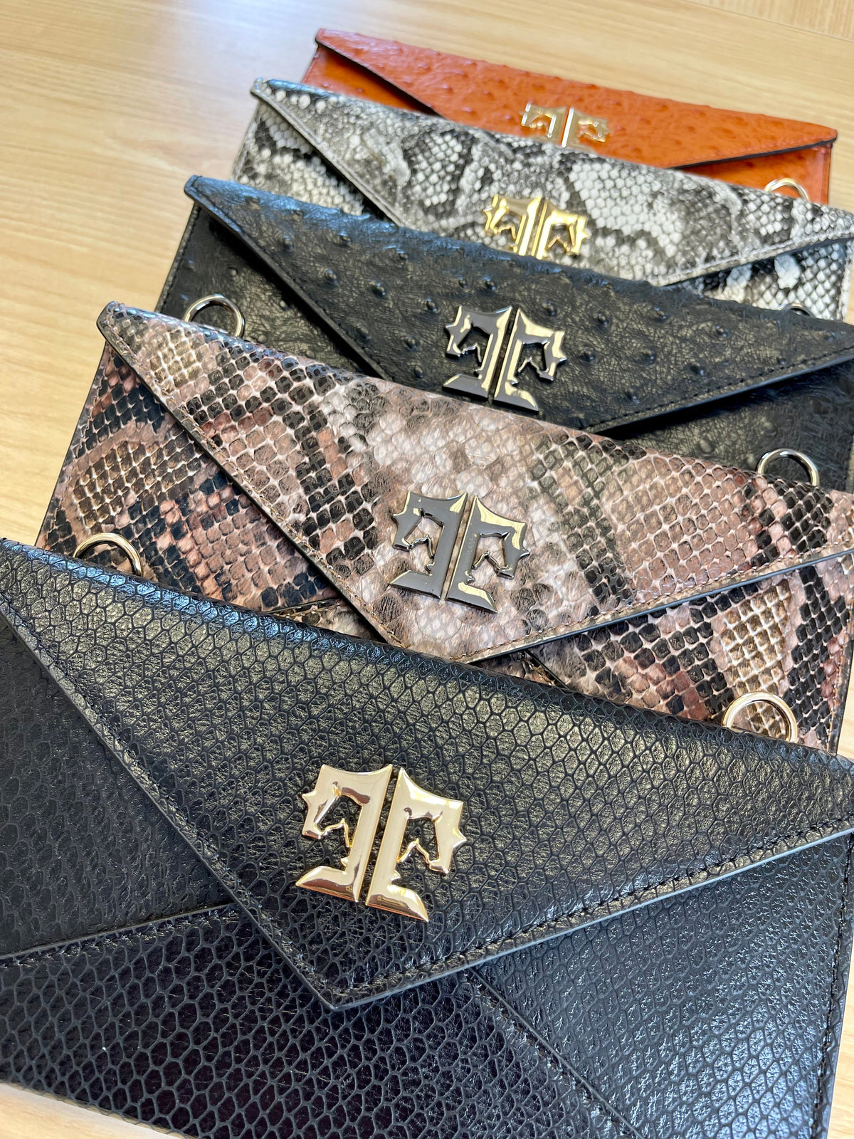 Tucker Tweed Equestrian Cor De Star Clutch